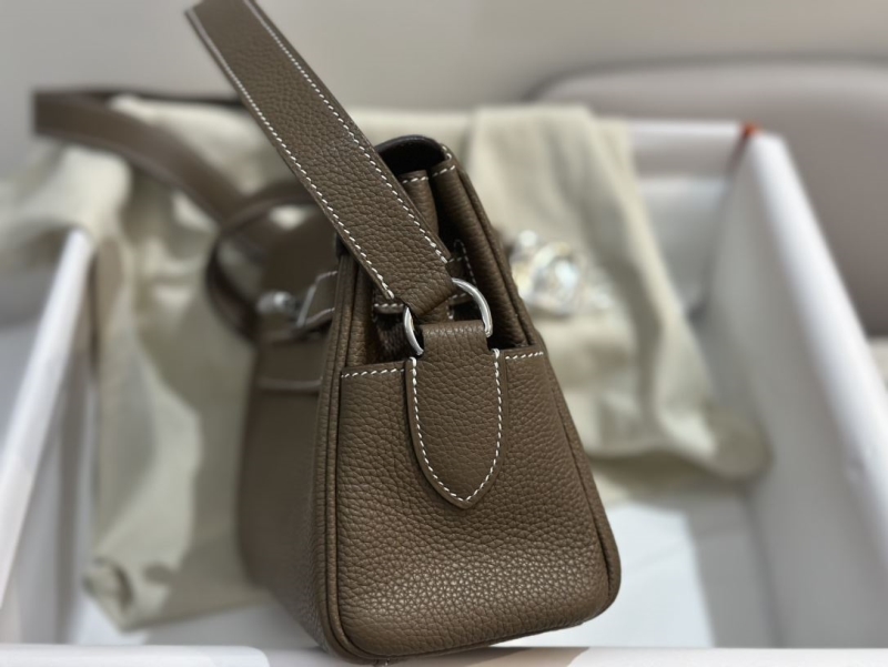 Hermes Kelly Messenger